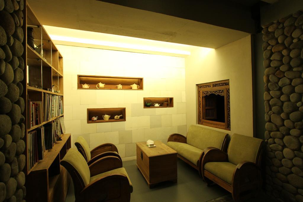 Rumah Batu Boutique Hotel Solo Dış mekan fotoğraf