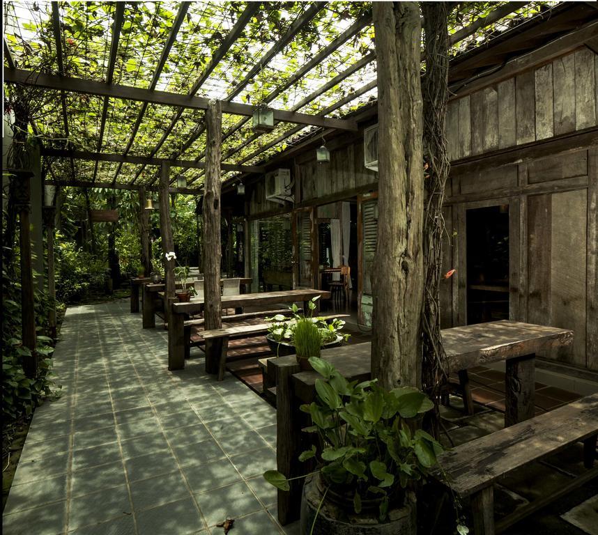 Rumah Batu Boutique Hotel Solo Dış mekan fotoğraf