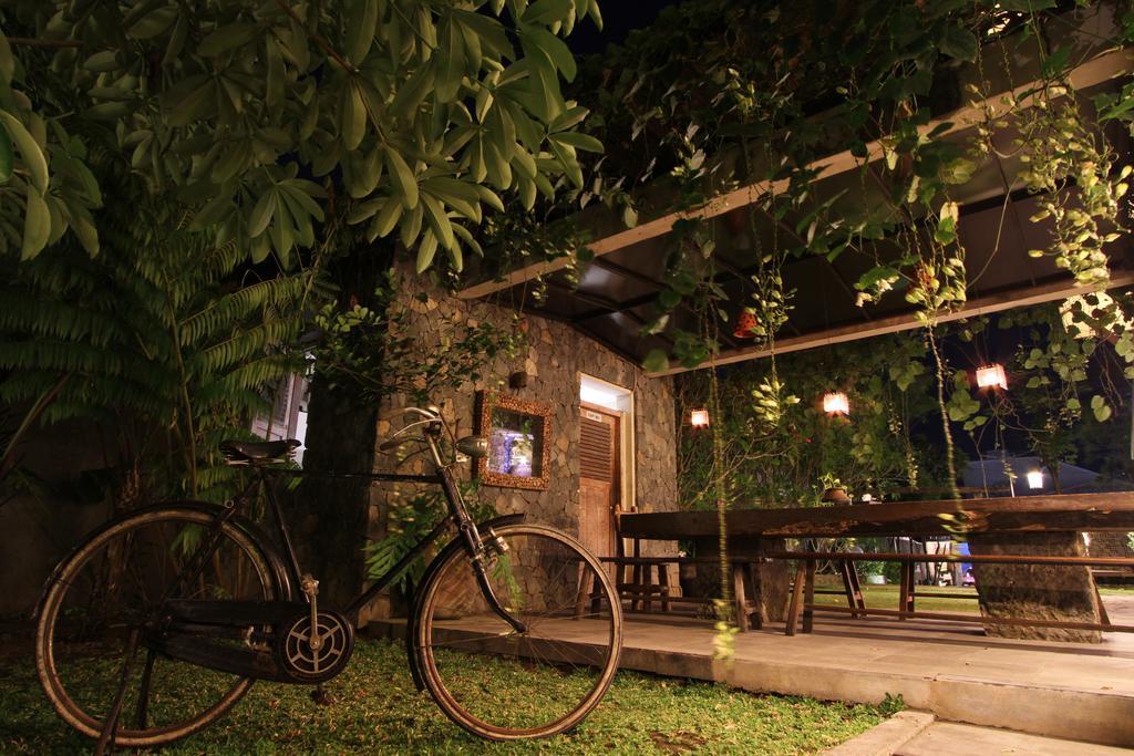 Rumah Batu Boutique Hotel Solo Dış mekan fotoğraf
